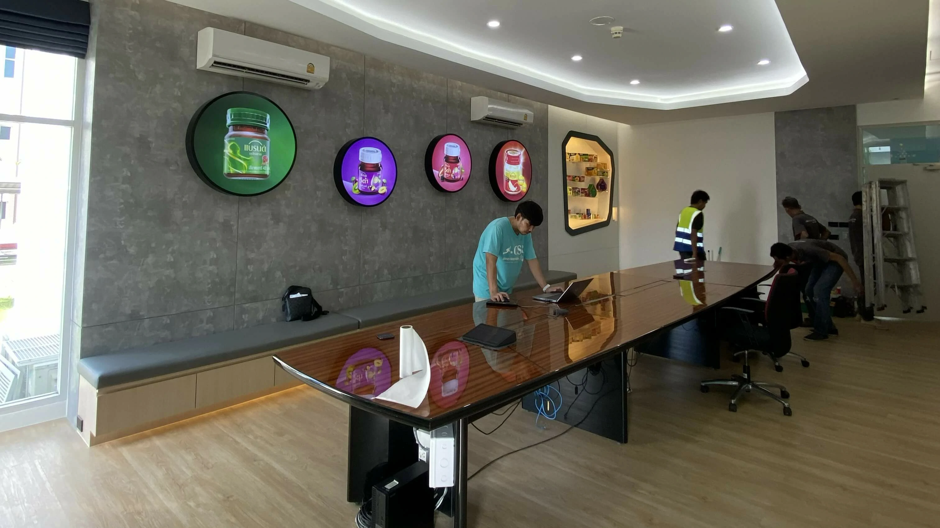 งานตกแต่งภายใน ห้องประชุม Brand's