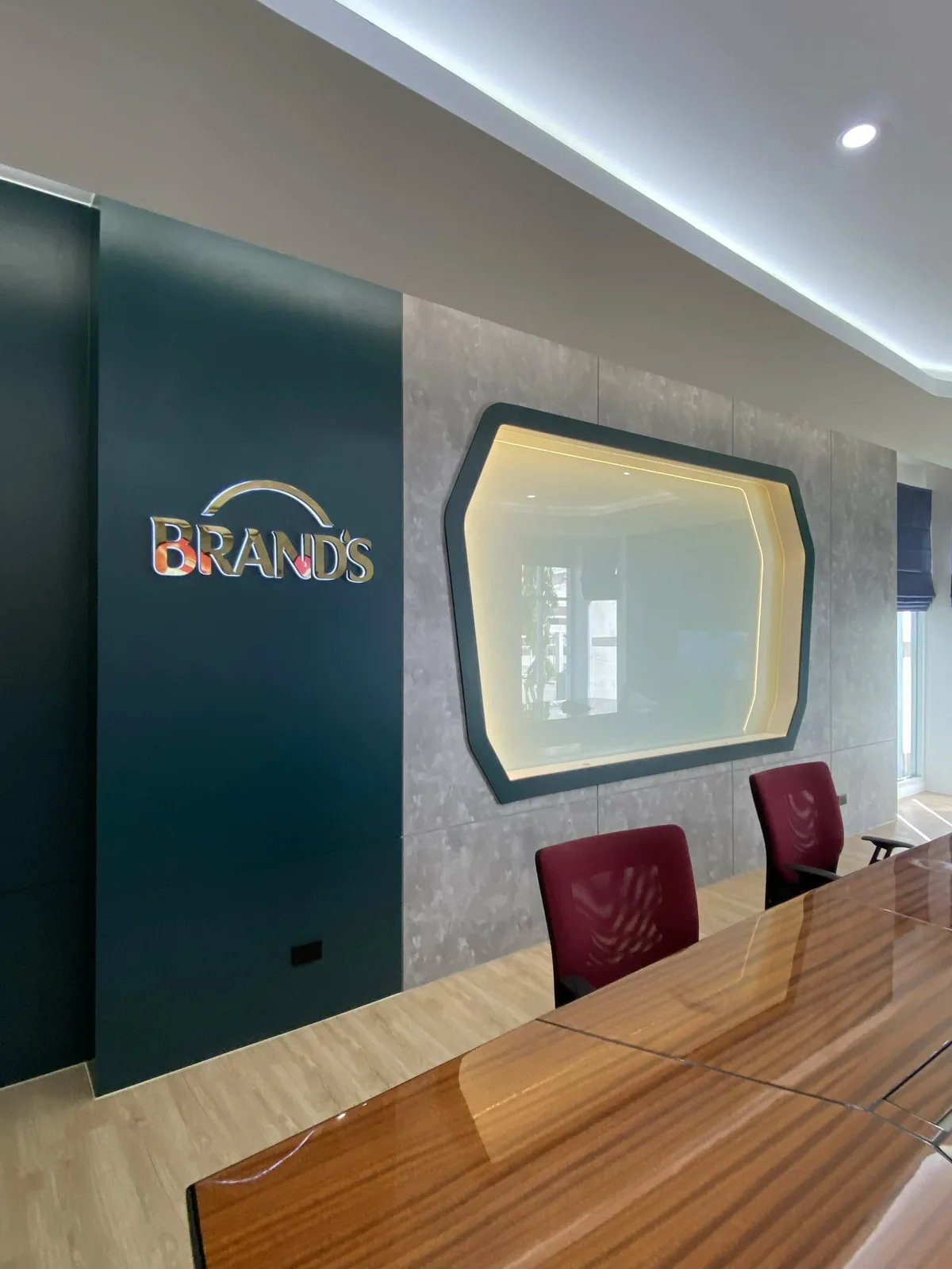 งานตกแต่งภายใน ห้องประชุม Brand's